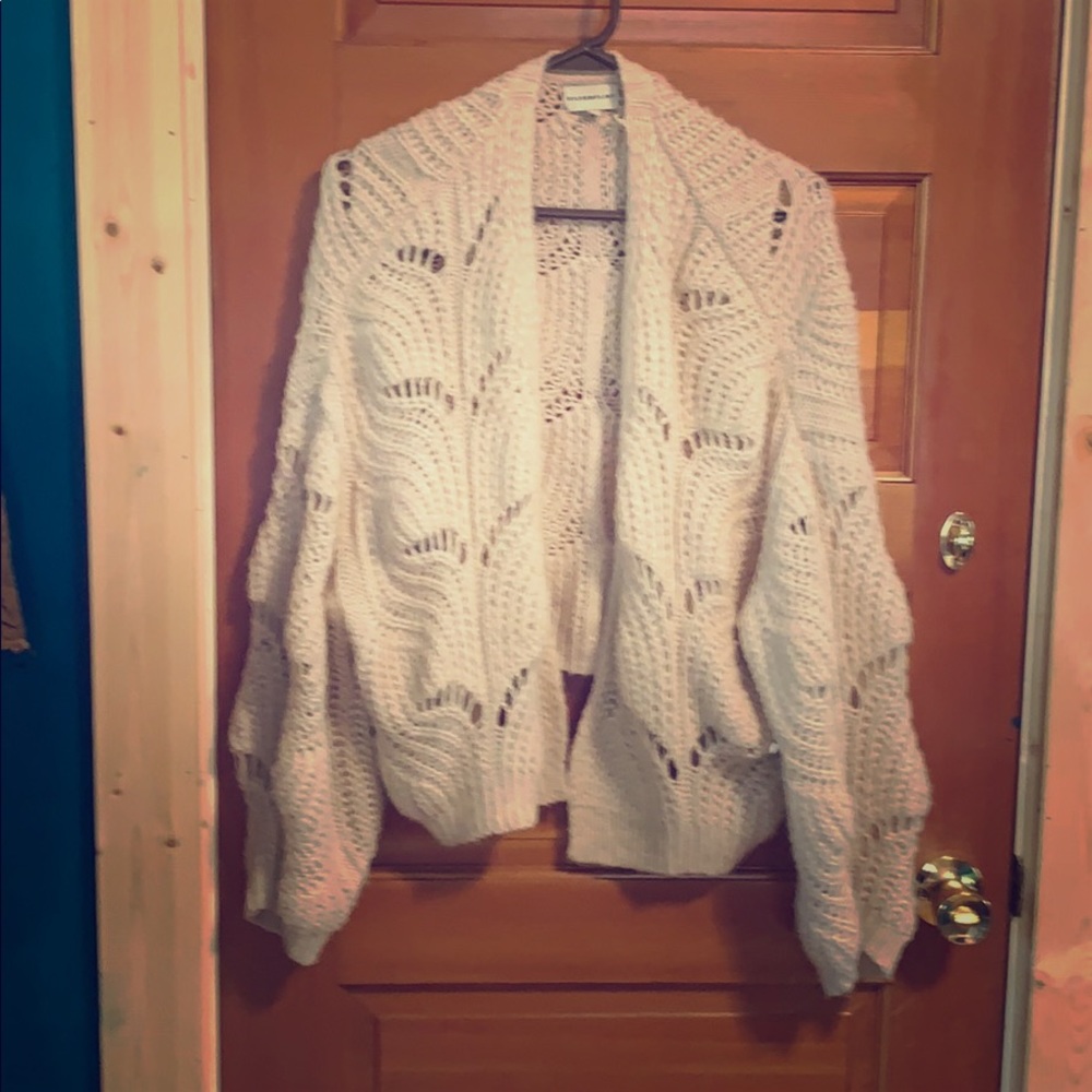 Silver flint oversized, open weave sweater.